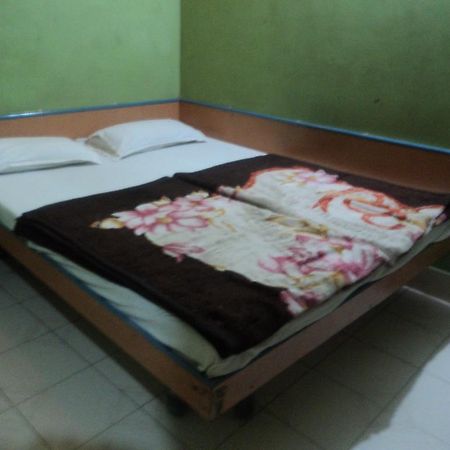 Hotel Jyoti Benares Buitenkant foto