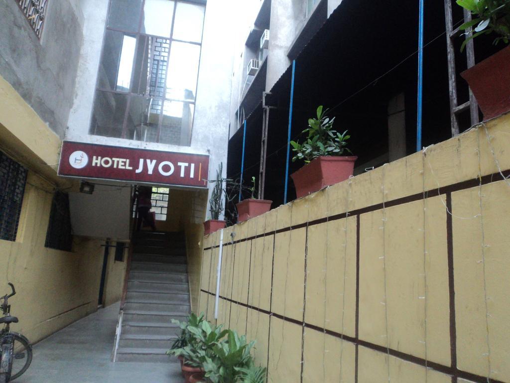 Hotel Jyoti Benares Buitenkant foto